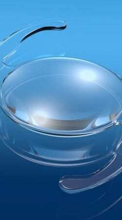 Cataract surgery at Clario - modern technology with premium lenses